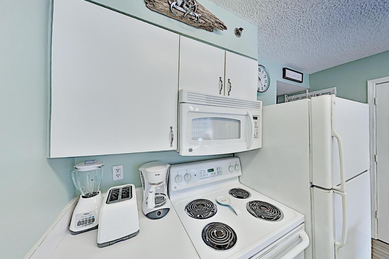 Beach-View Tradewinds Retreat, Beachside Pool Condo 오렌지 비치 외부 사진